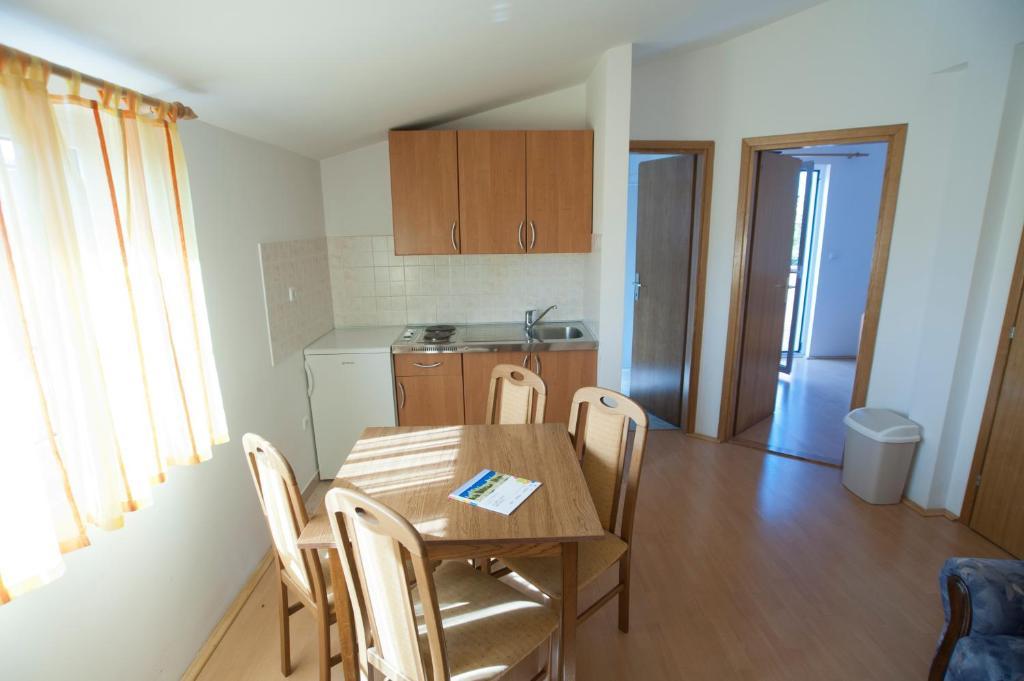 Apartments Maric With Parking Umag Chambre photo